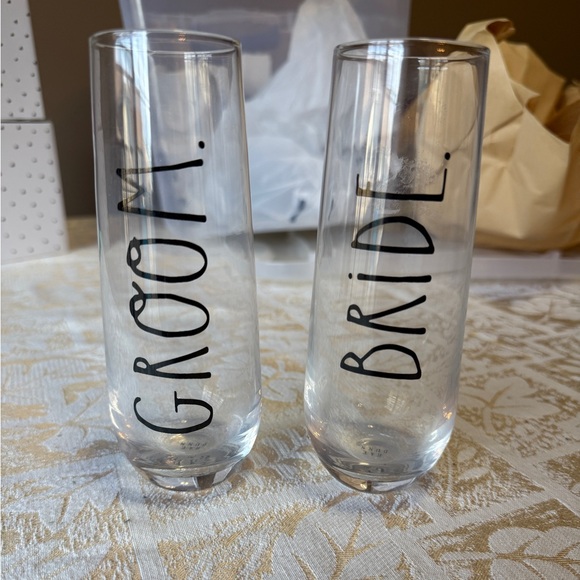 Rae Dunn Bride & Groom matching glass set - Picture 2 of 2